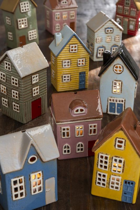 Torshavn lysthus rød dør| IB Laursen